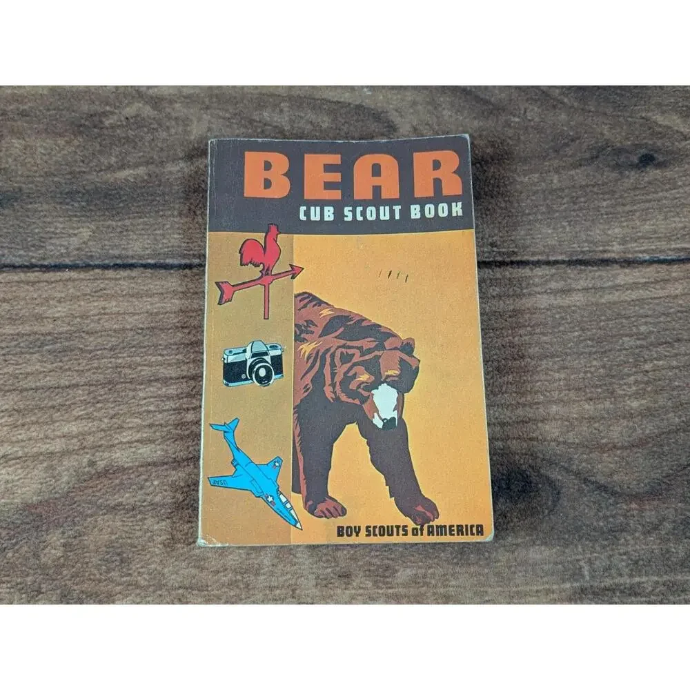 lot of 3 Boy Scouts‎ of America Bear, Wolf Cub Scout Handbook's 1970's